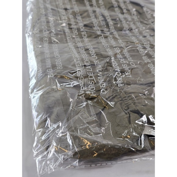 NWT City Chic Women's Plus Size Playsuit - Harlow Lace Embroidered - Size 14 - Picture 5 of 8